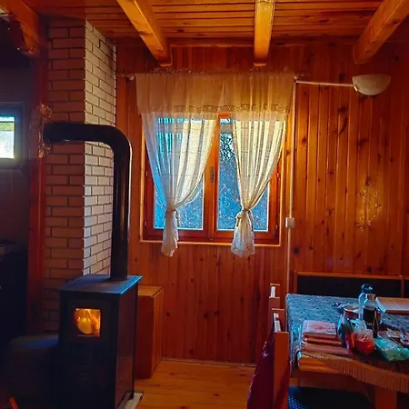 Vikendica Ana Tara Szálloda